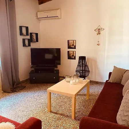 Terrazzo House In Guest house